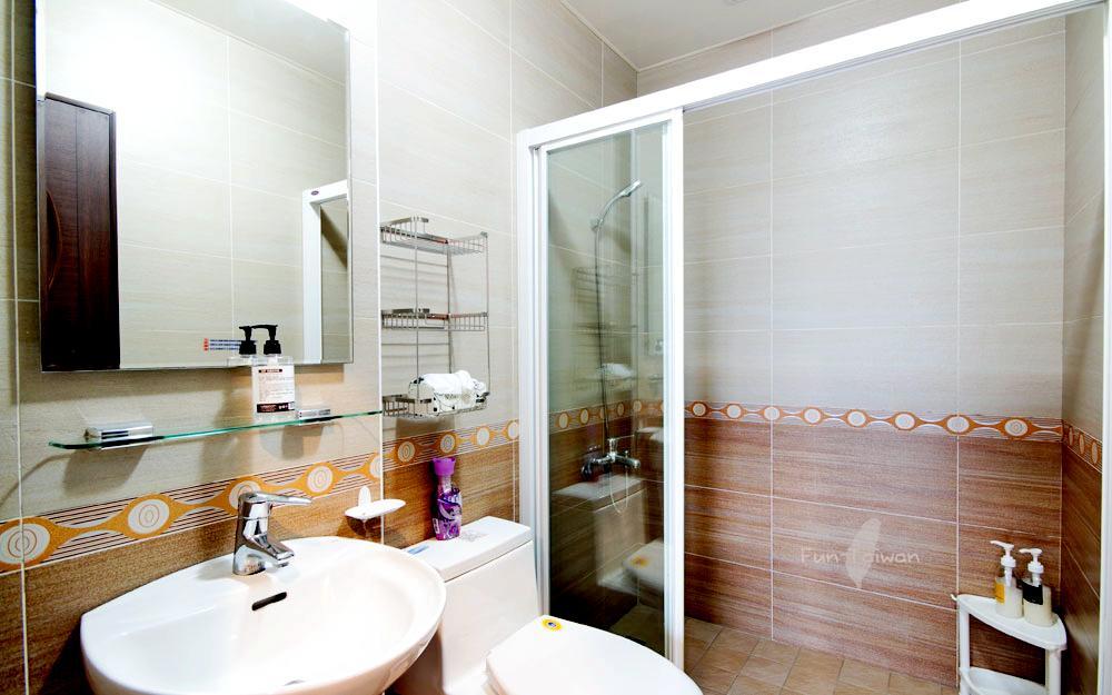 Outingfun Bed And Breakfast Цзяосі Екстер'єр фото