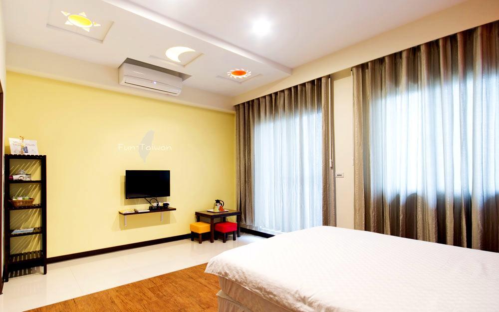 Outingfun Bed And Breakfast Цзяосі Екстер'єр фото